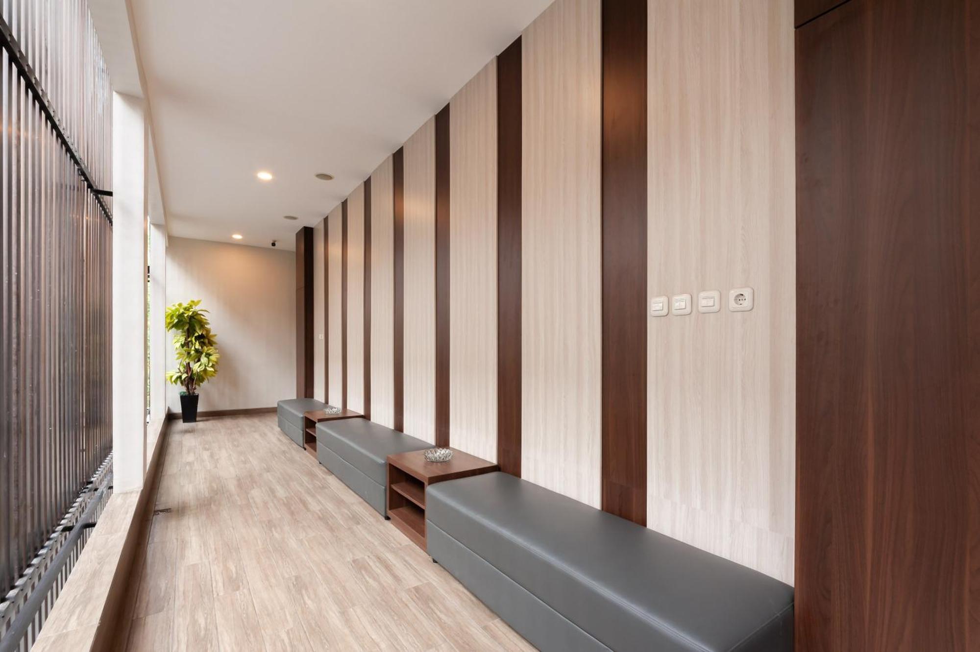 Urbanview Hotel Cengkareng Jakarta By Reddoorz Zewnętrze zdjęcie